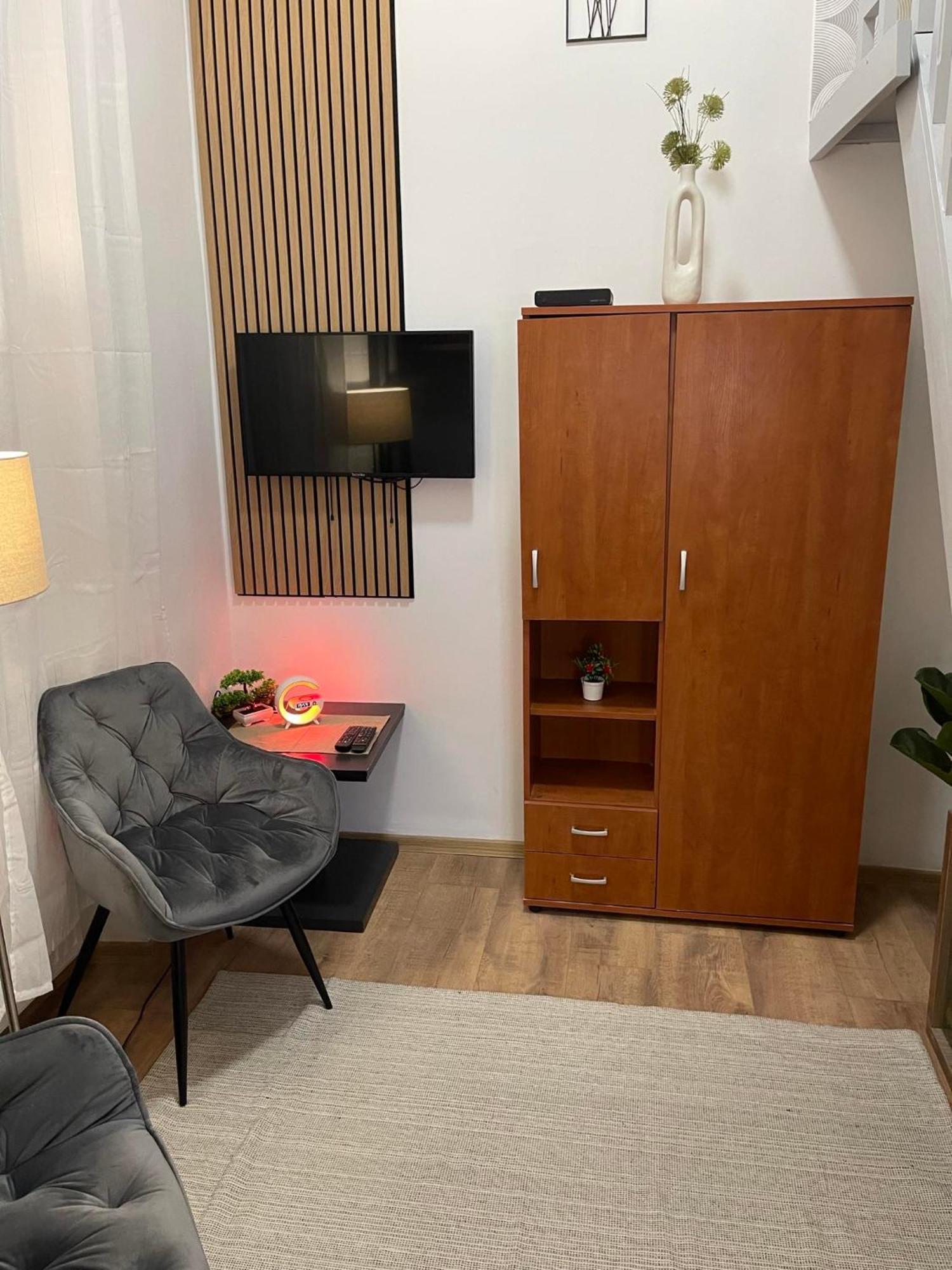 Ernesto 17 With Free Parking Possibility Budapeste Exterior foto